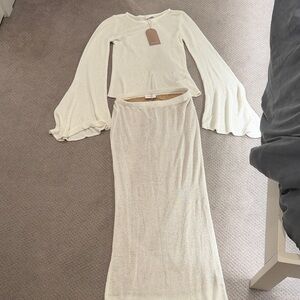 Meshki Cream Skirt Set with Flared Sleeves